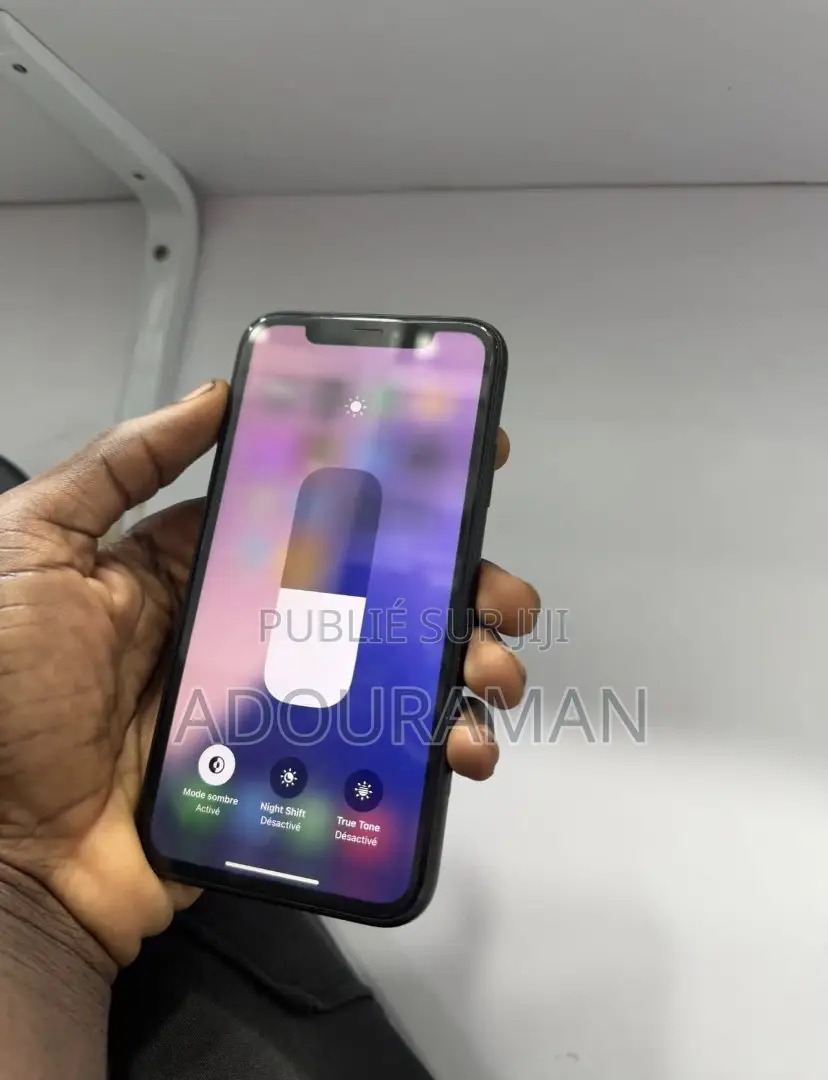 New Apple XR 256 GB Autre