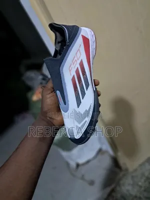 Chaussures À Tennis Adidas