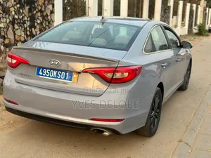 Hyundai Sonata Limited 2.0T Seban (2.0L 4cyl 6A) 2016 Gris