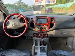 Toyota Hilux 2.5 D-4D 2008 Black