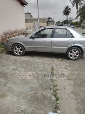 Mazda Protege DX 2003 Gris