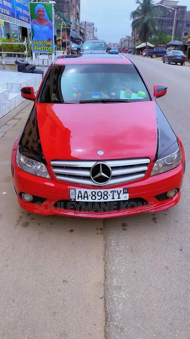 Mercedes-Benz C300 2009 Rouge