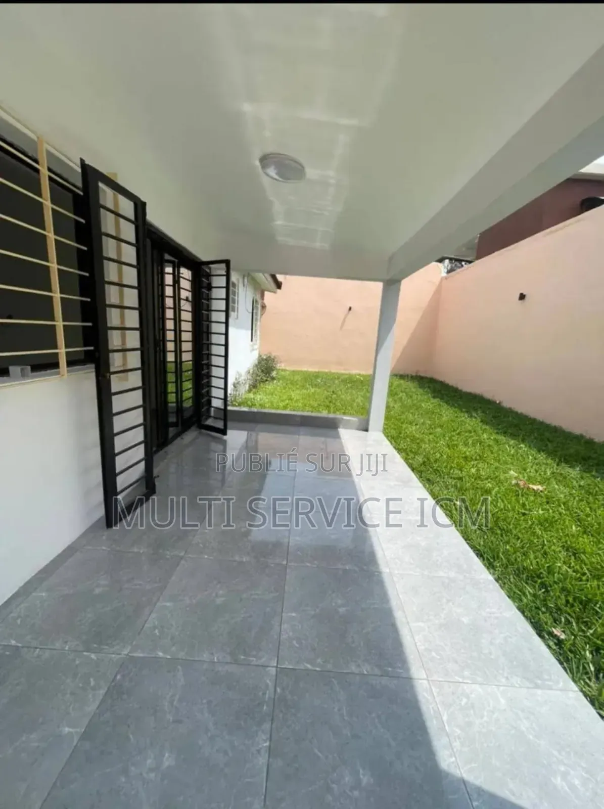 Furnished 4chbre Maison dans Ismaël Coulibaly, Cocody à Vendre