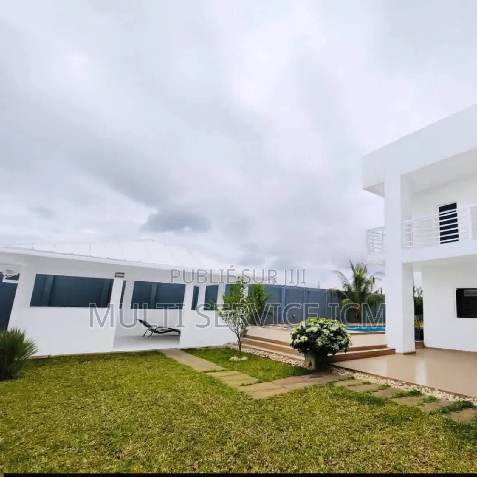 12chbre Duplex dans Ismaël Coulibaly, Cocody à Vendre