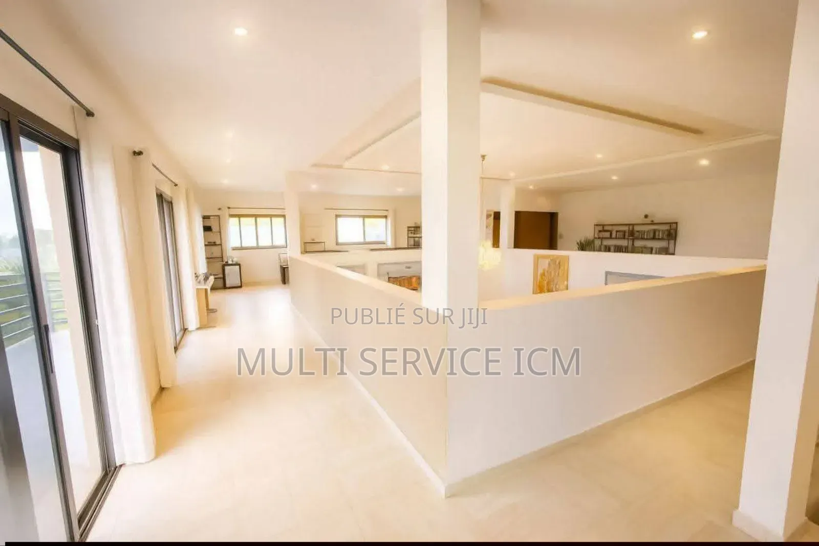 12chbre Duplex dans Ismaël Coulibaly, Cocody à Vendre