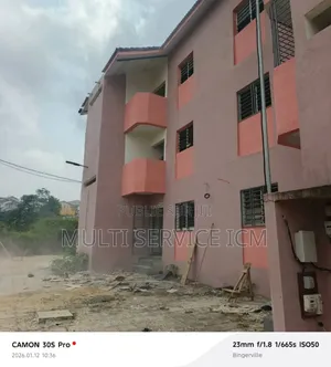2chbre Appartement dans Ismaël Coulibaly, Cocody à Vendre