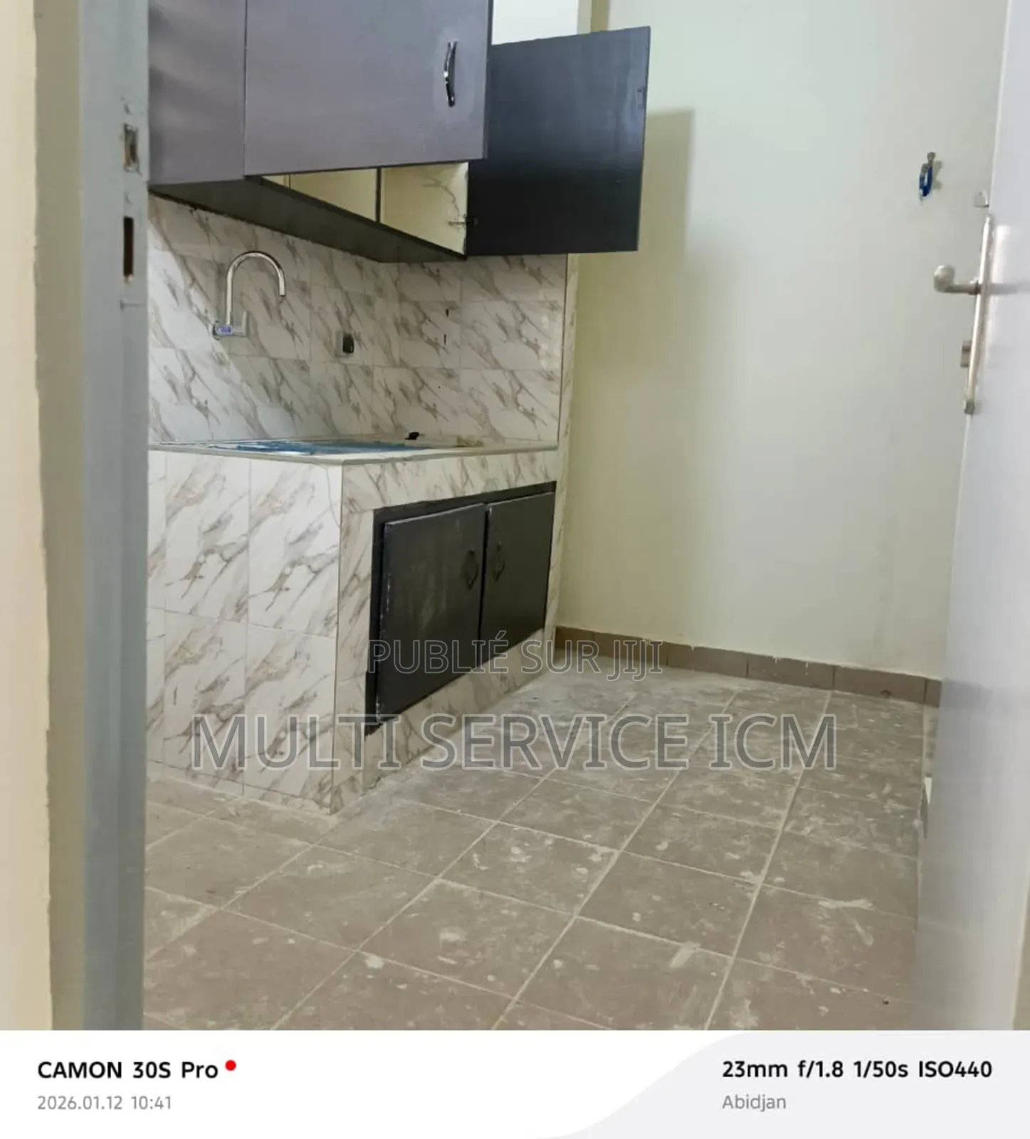 2chbre Appartement dans Ismaël Coulibaly, Cocody à Vendre