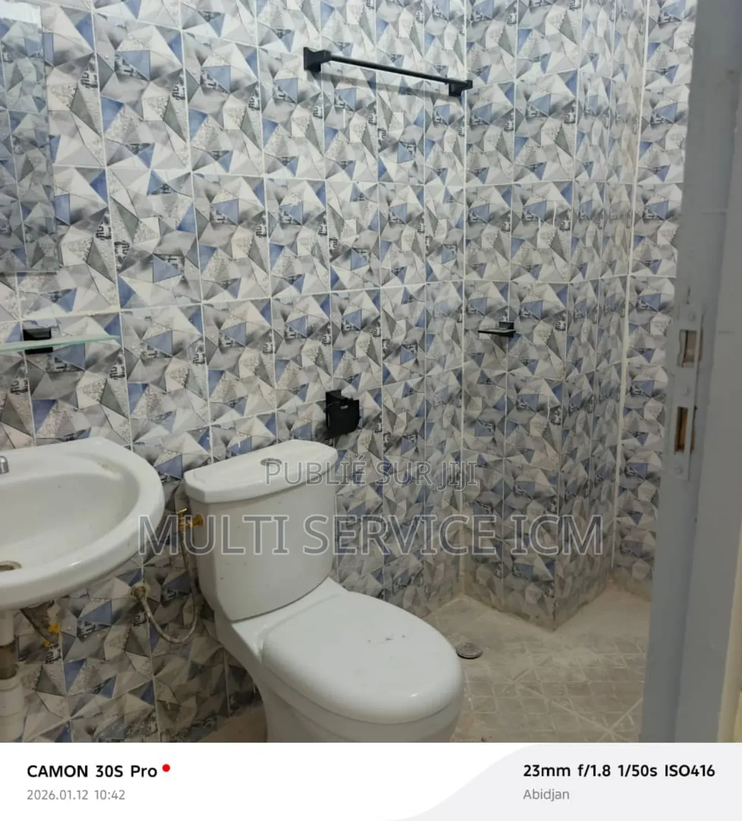 2chbre Appartement dans Ismaël Coulibaly, Cocody à Vendre