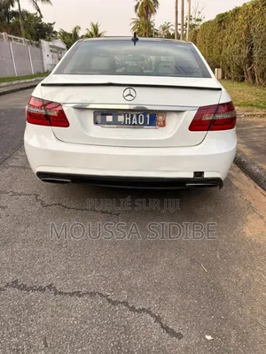 Mercedes-Benz E350 Base 2dr Cabriolet RWD (3.5L 6cyl 7A) 2014 Blanc