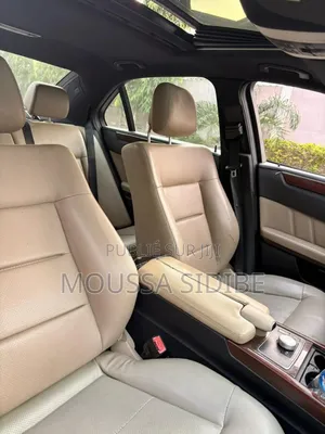 Mercedes-Benz E350 Base 2dr Cabriolet RWD (3.5L 6cyl 7A) 2014 Blanc