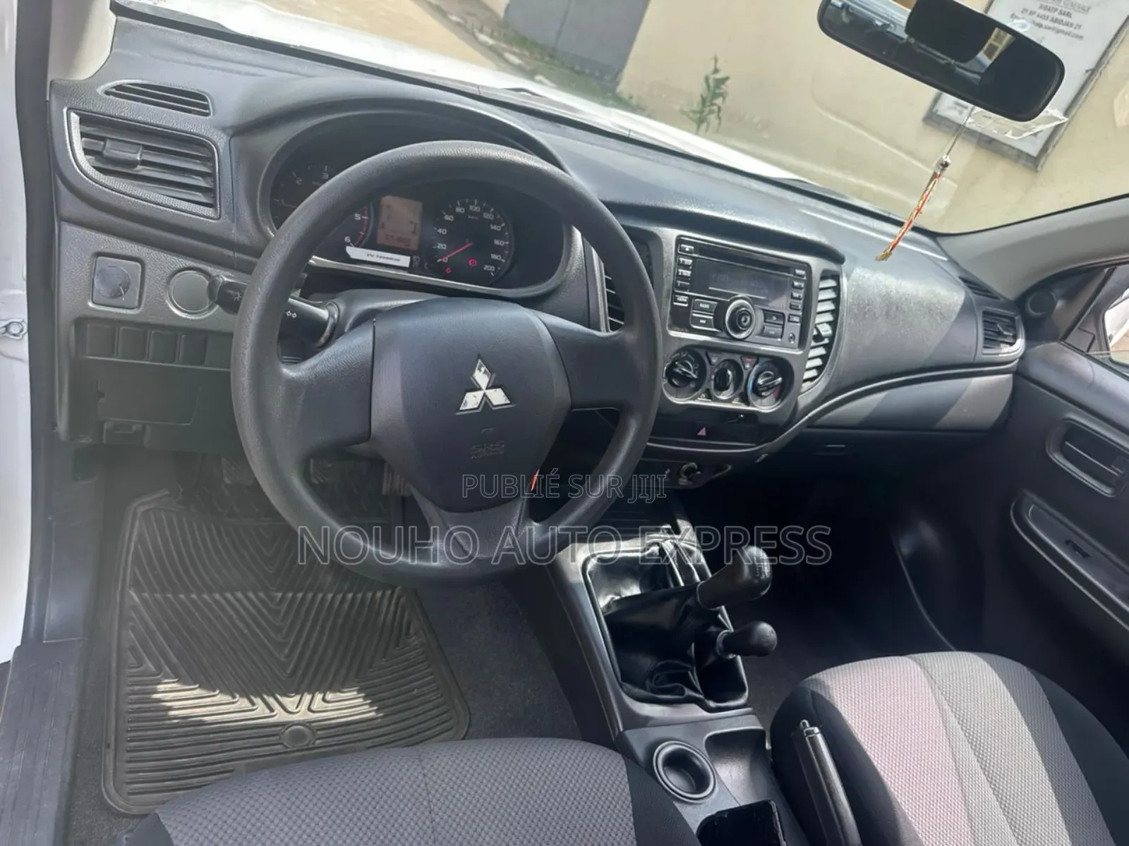 Mitsubishi L200 2024 Blanc