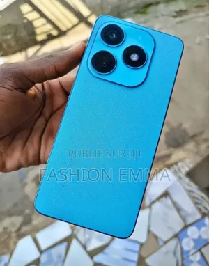 Neuf Tecno Spark 20 128 GB Bleu