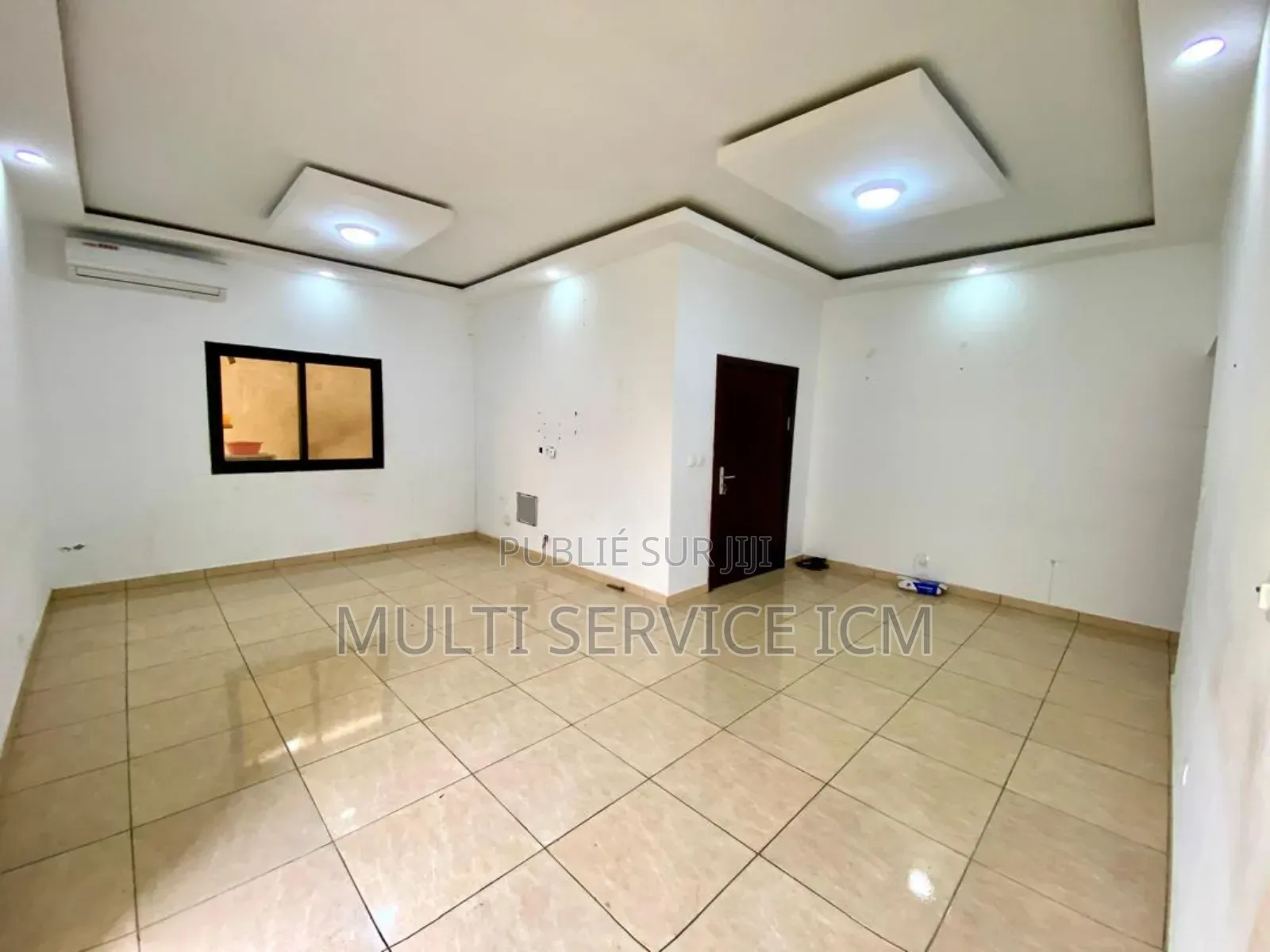 Furnished 8chbre Duplex dans Ismaël Coulibaly, Cocody à Vendre