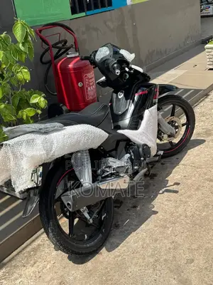 Neuf TVS Apache 160 4V 2021 Noir