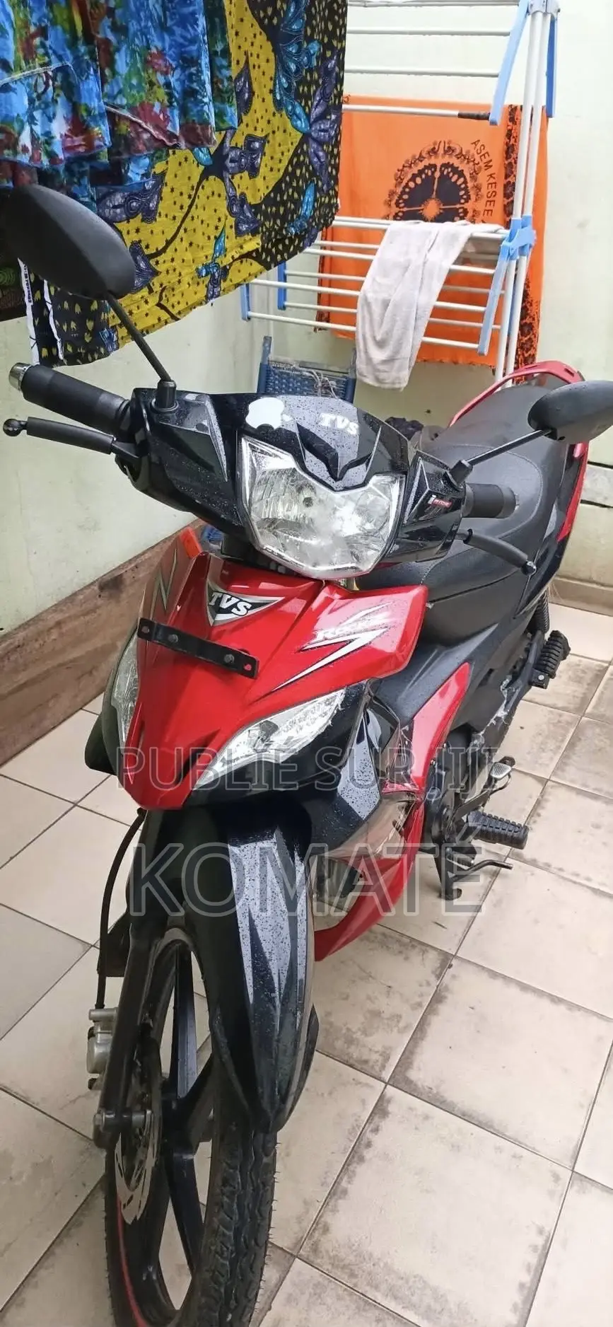 Neuf TVS Apache 160 4V 2021 Rouge