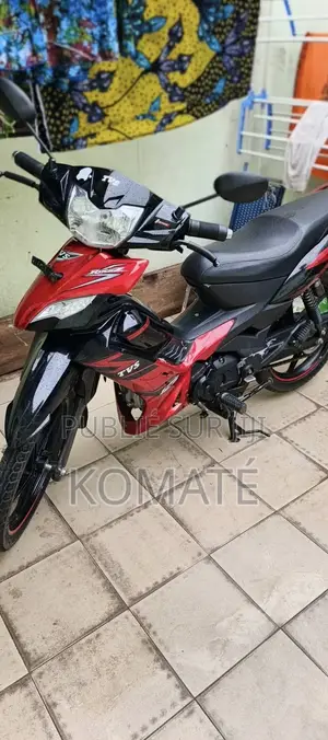 Neuf TVS Apache 160 4V 2021 Rouge