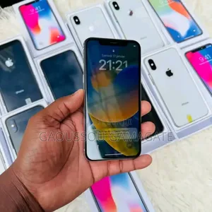 New Apple iPhone XR 128 GB Doré