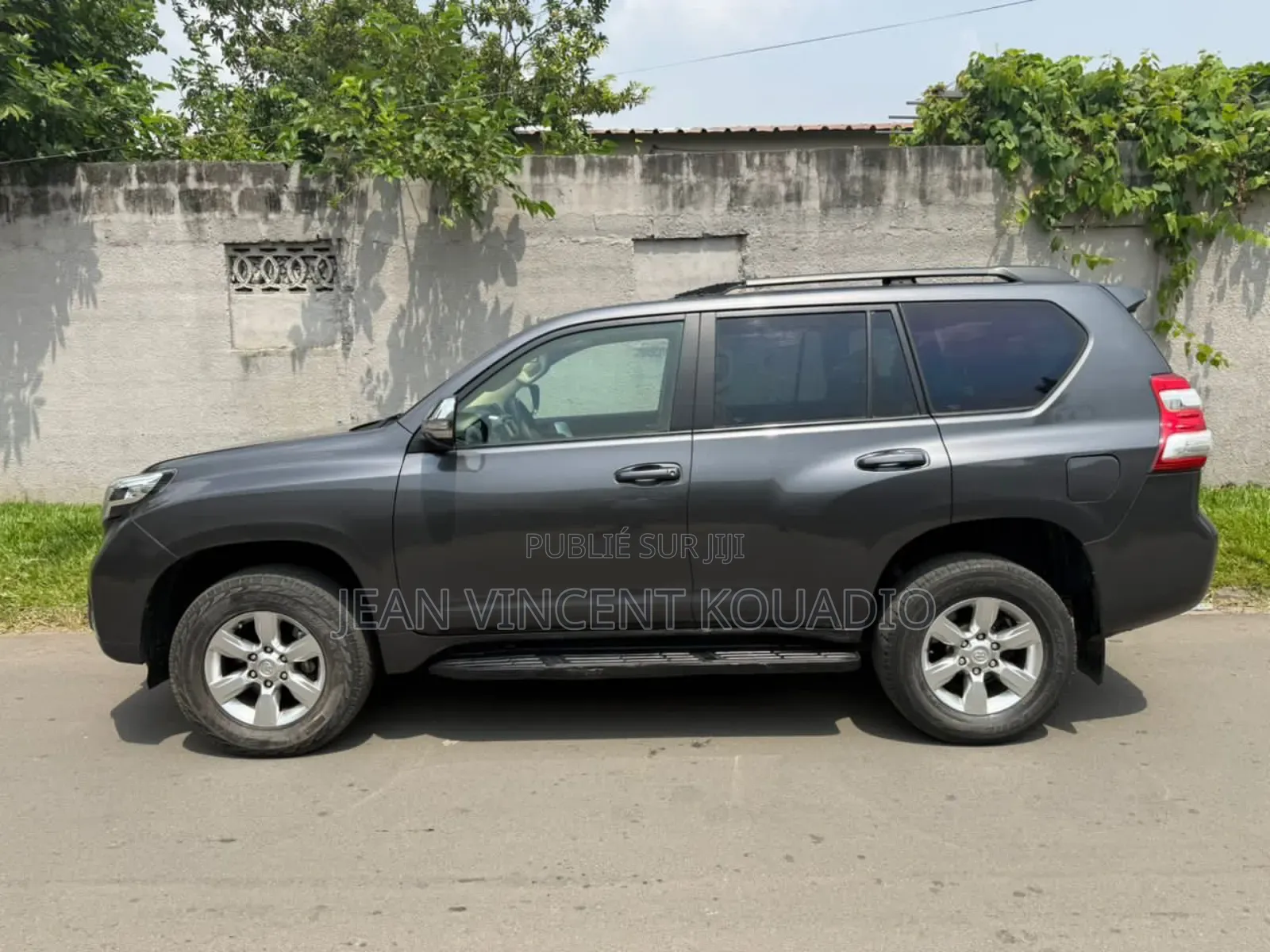 Toyota Land Cruiser Prado 4.0 Petrol TX-L 2015 Black