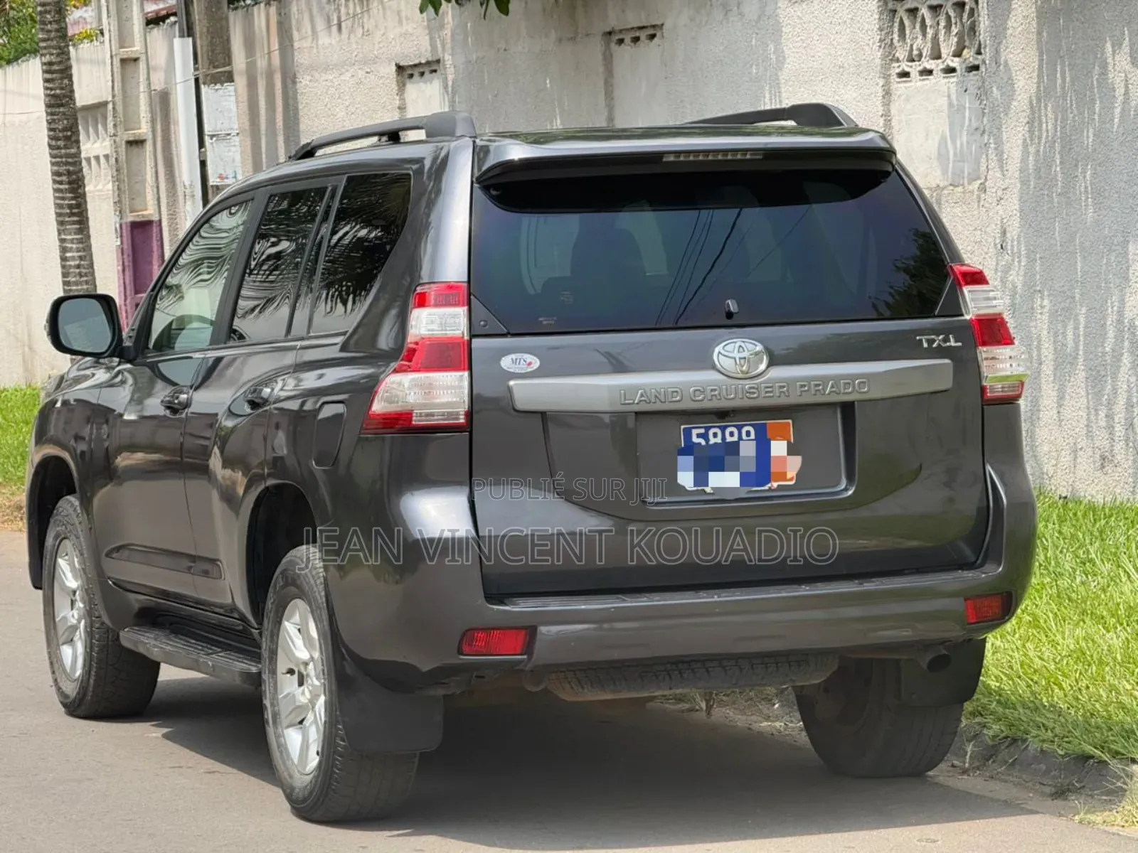 Toyota Land Cruiser Prado 4.0 Petrol TX-L 2015 Black