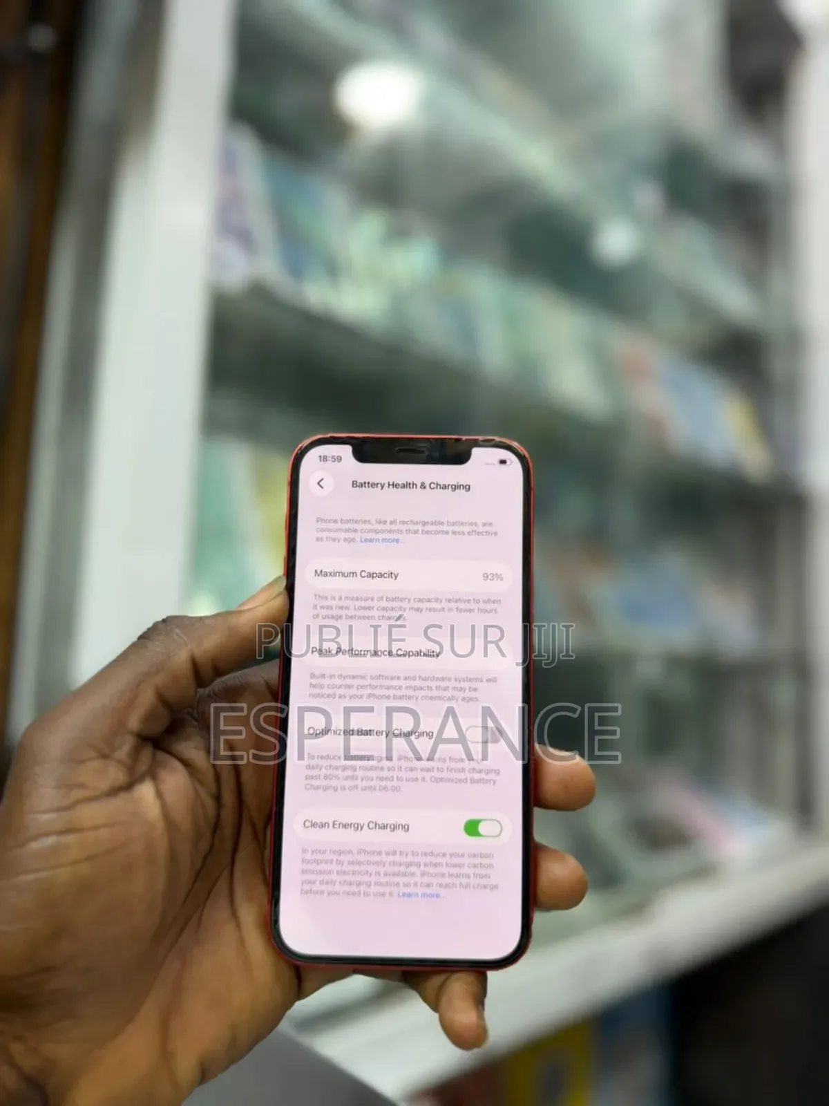 Apple iPhone 11 64 GB Rouge