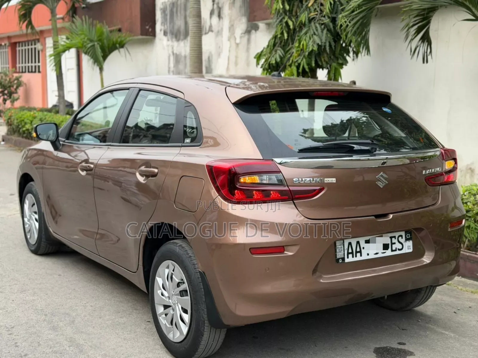 Suzuki Baleno 2024 Marron