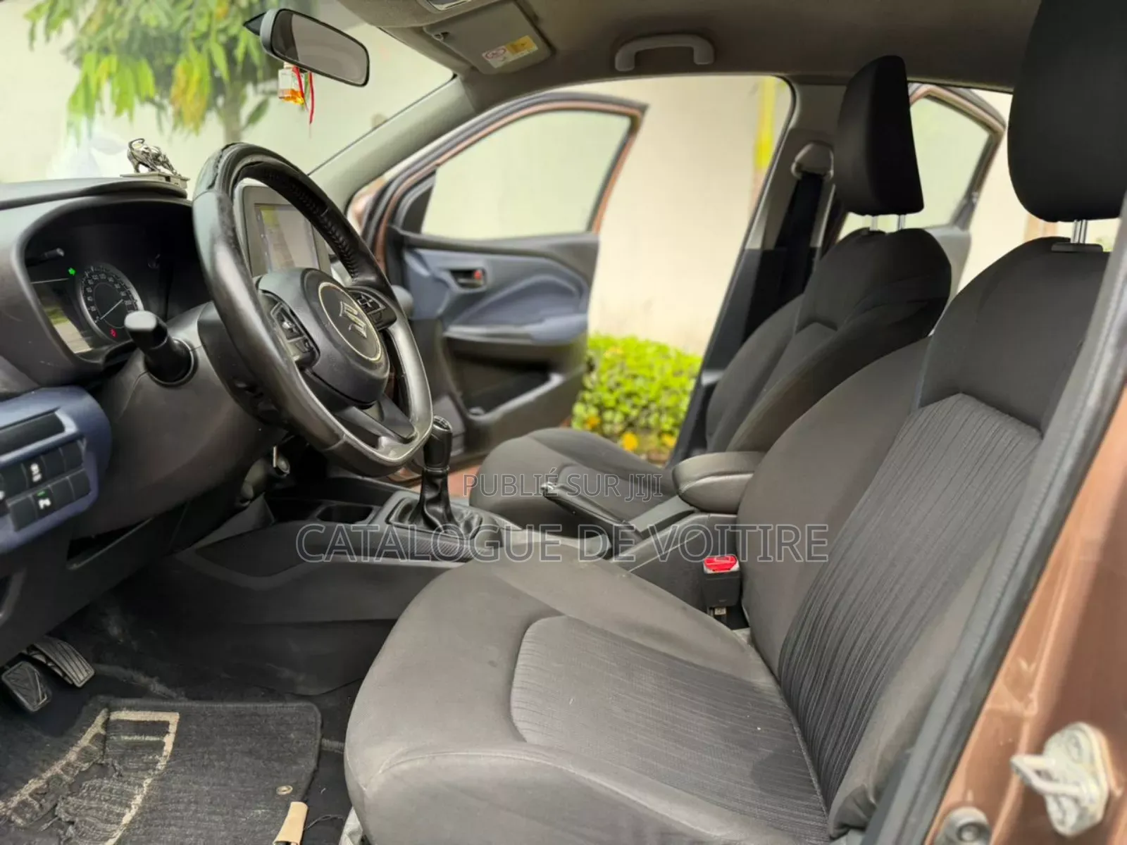 Suzuki Baleno 2024 Marron