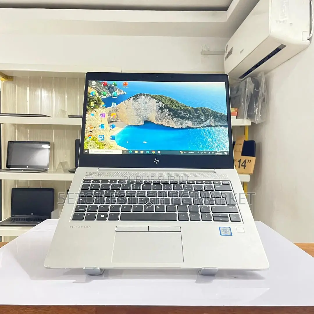 New Ordinateur Portable HP EliteBook 830 G5 8GB Intel Core I5 SSD 256GB