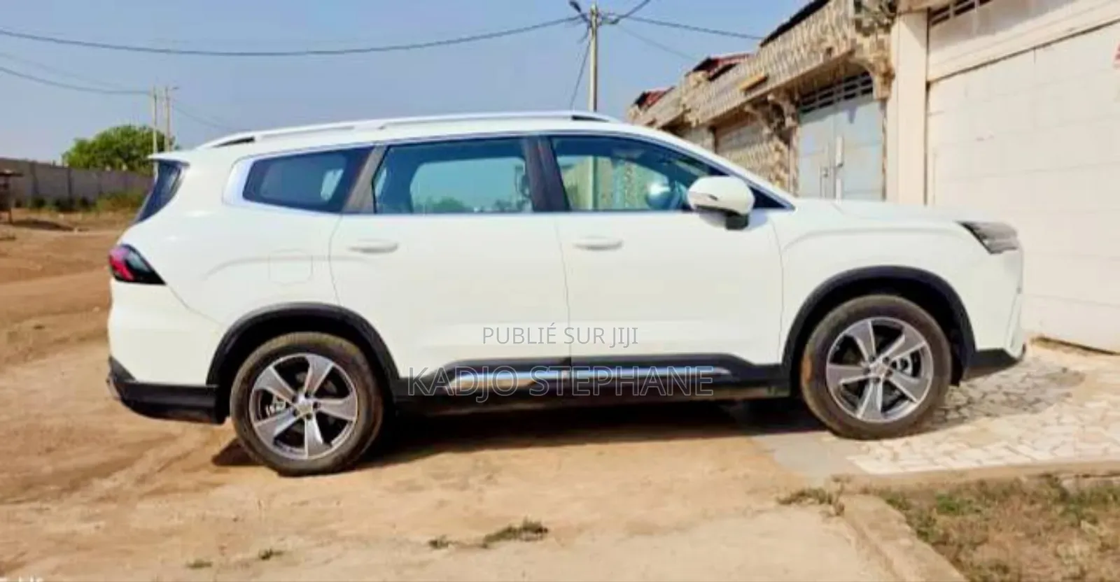 New Geely Okavango 2025 Blanc