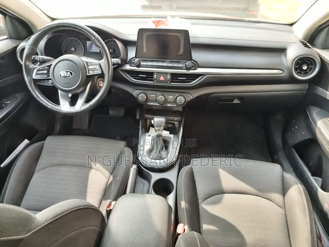 Kia Forte EX 2019 Orange