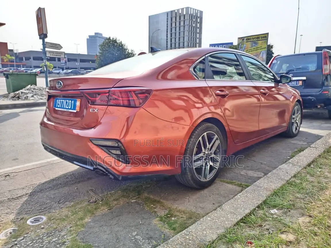 Kia Forte EX 2019 Orange