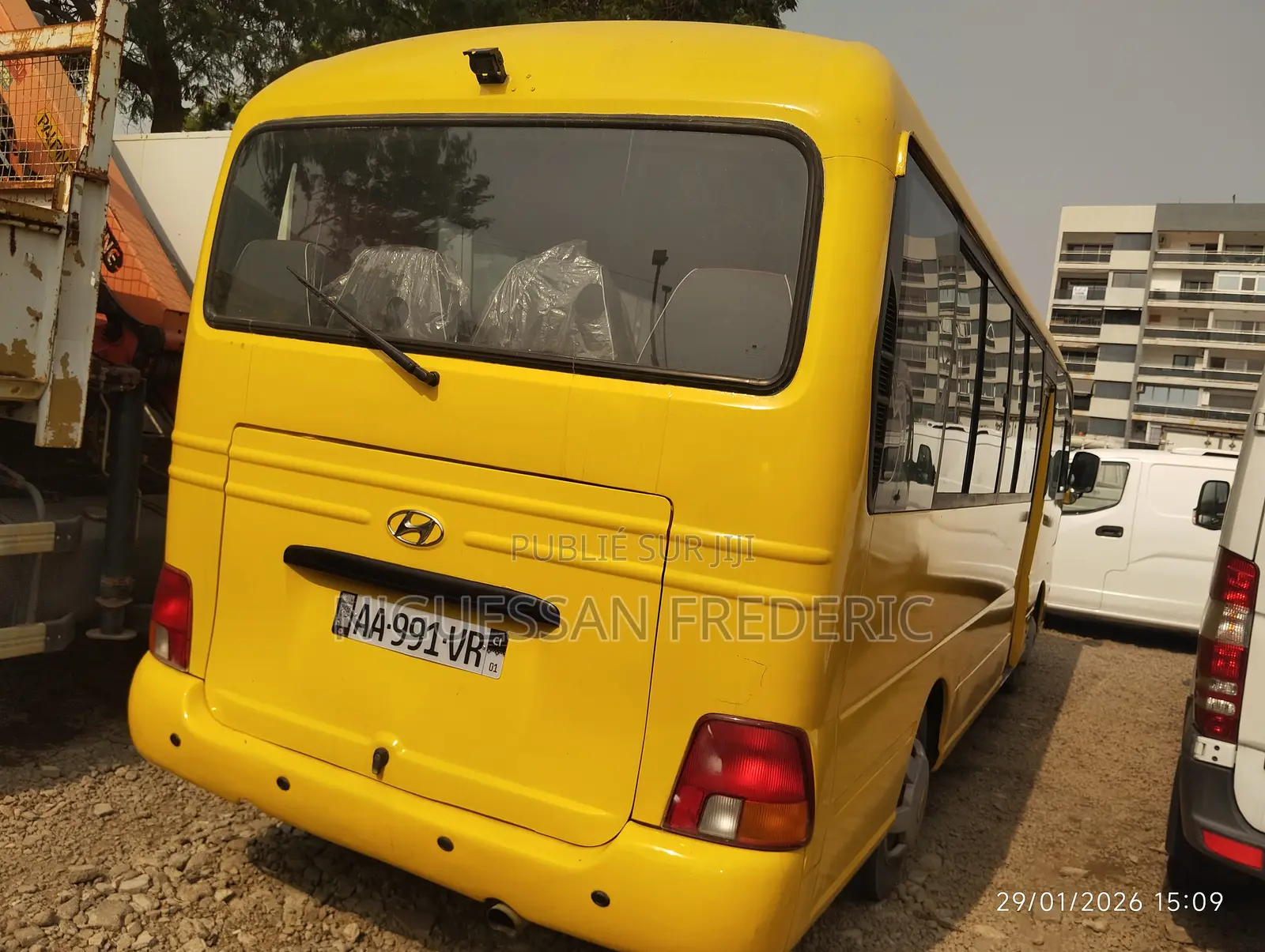 Hyundai County 2018 Jaune