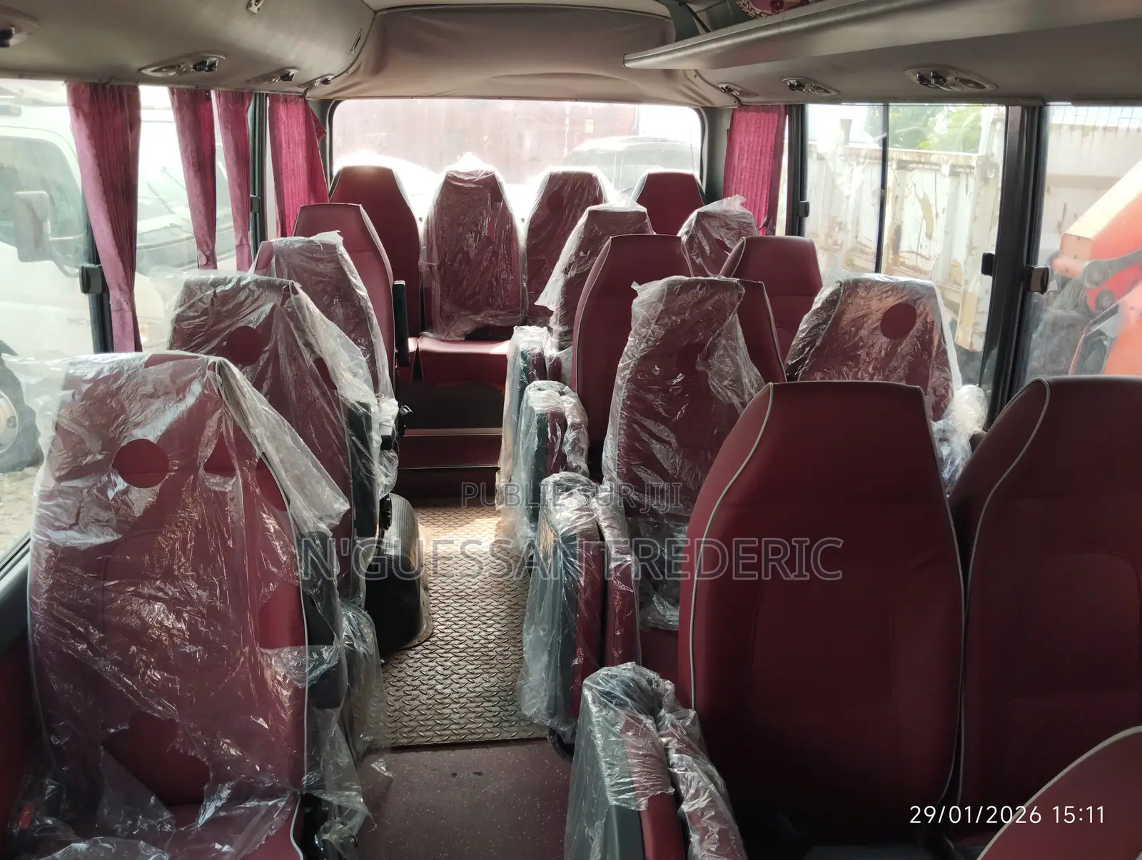 Hyundai County 2018 Jaune