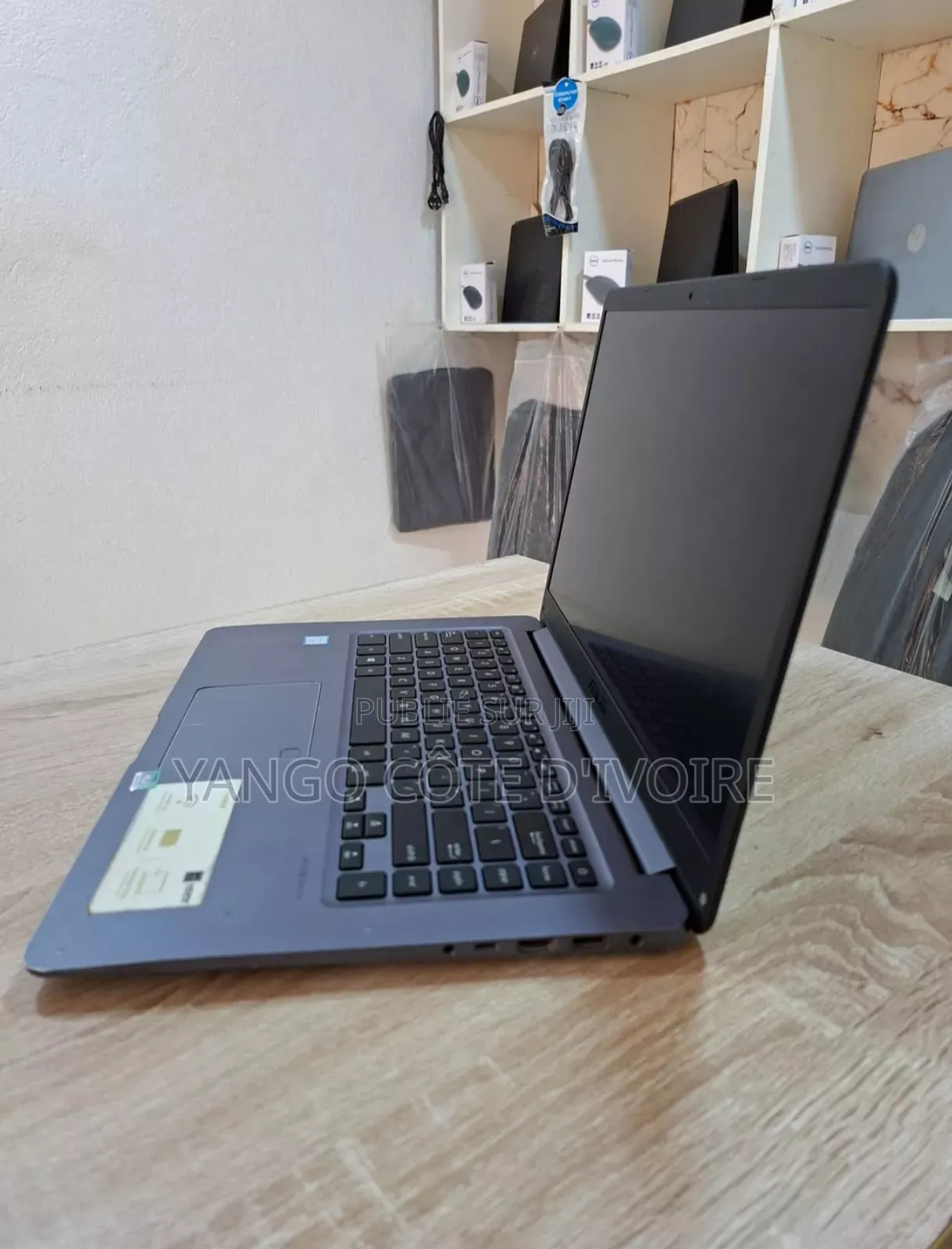 New Ordinateur Portable Asus A42DE 8GB Nvidia HDD+SSD 128GB