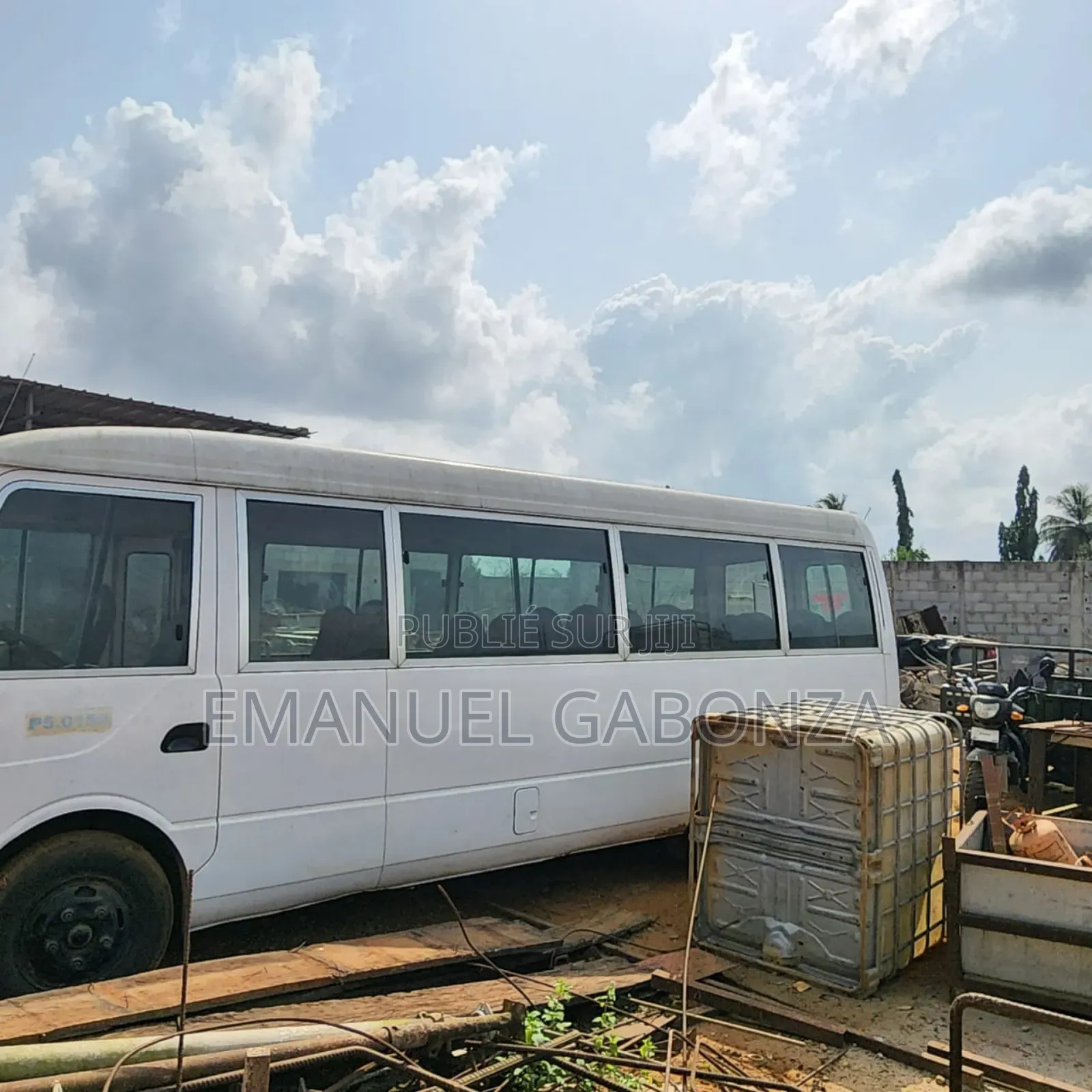 Mitsubishi Fuso Canter 2019 Blanc