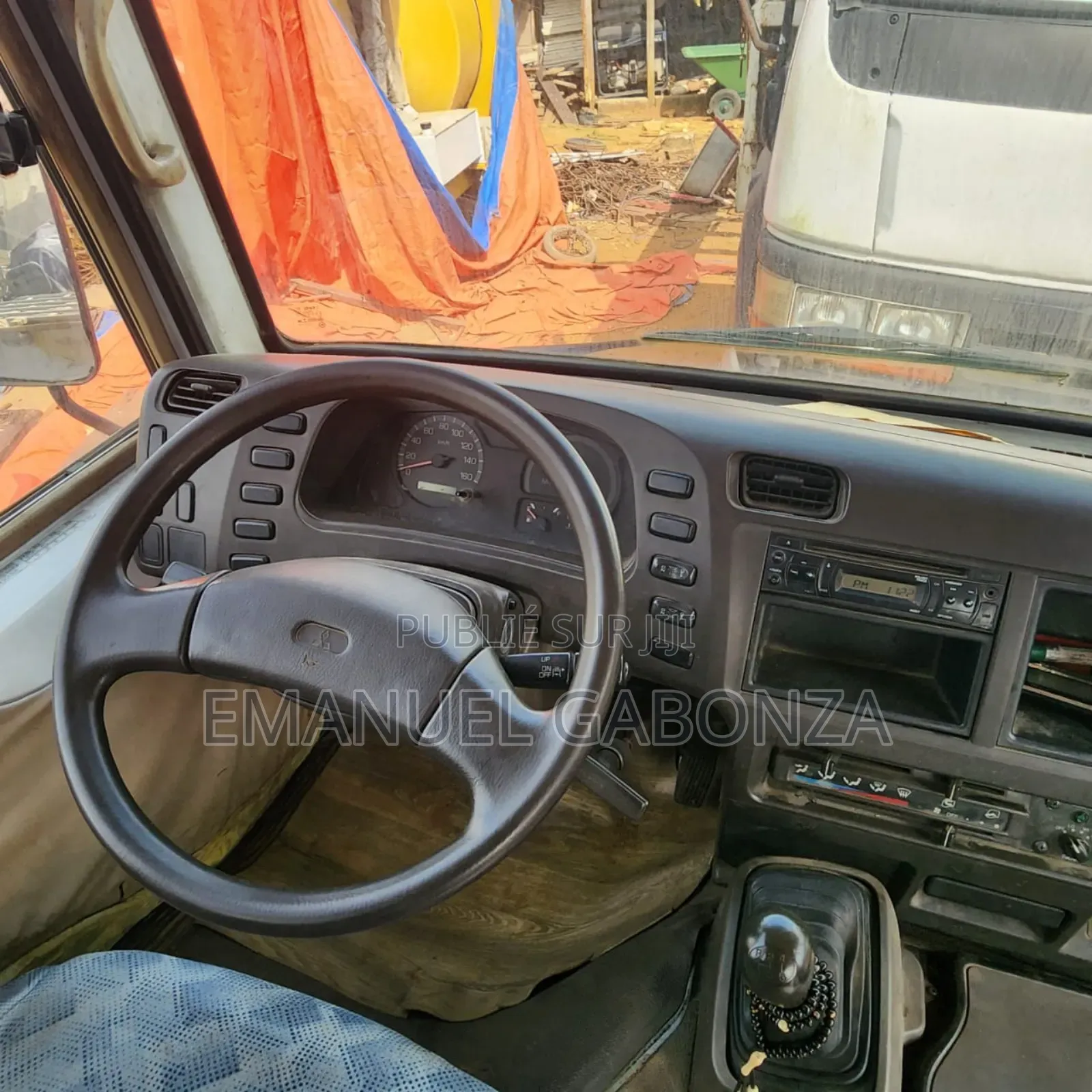 Mitsubishi Fuso Canter 2019 Blanc