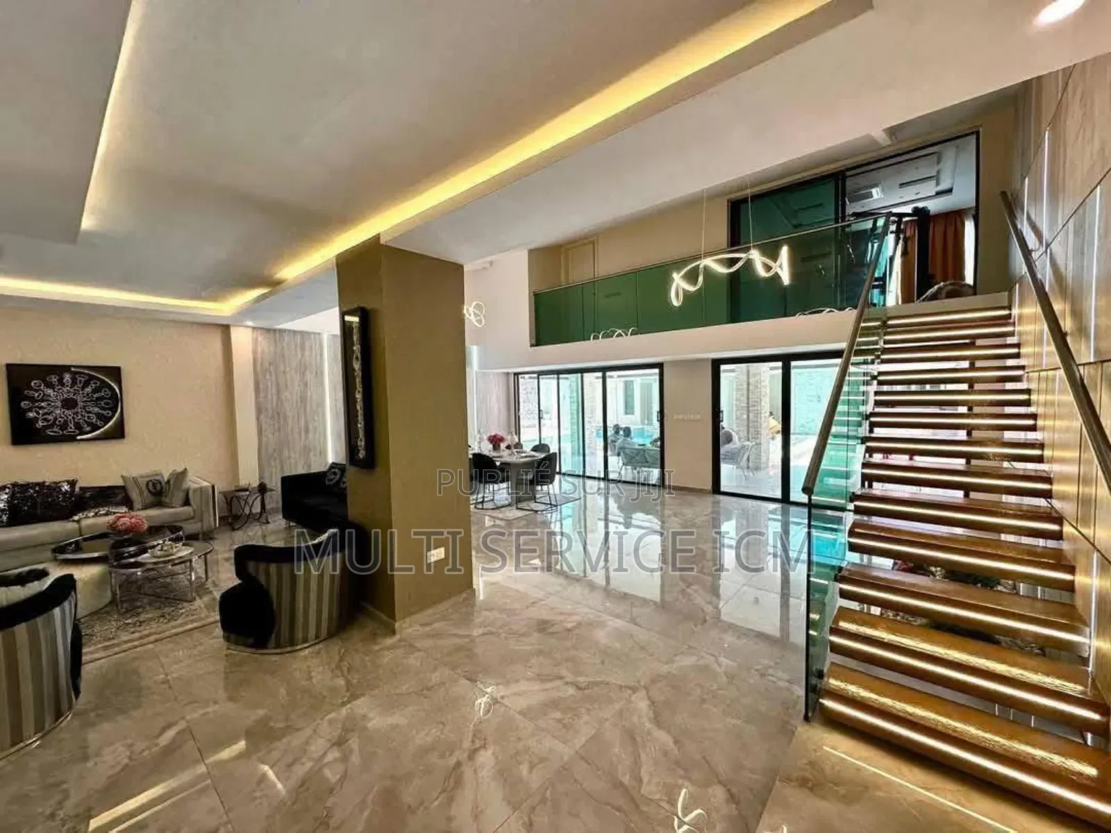 Furnished 8chbre Duplex dans Ismaël Coulibaly, Cocody à Vendre