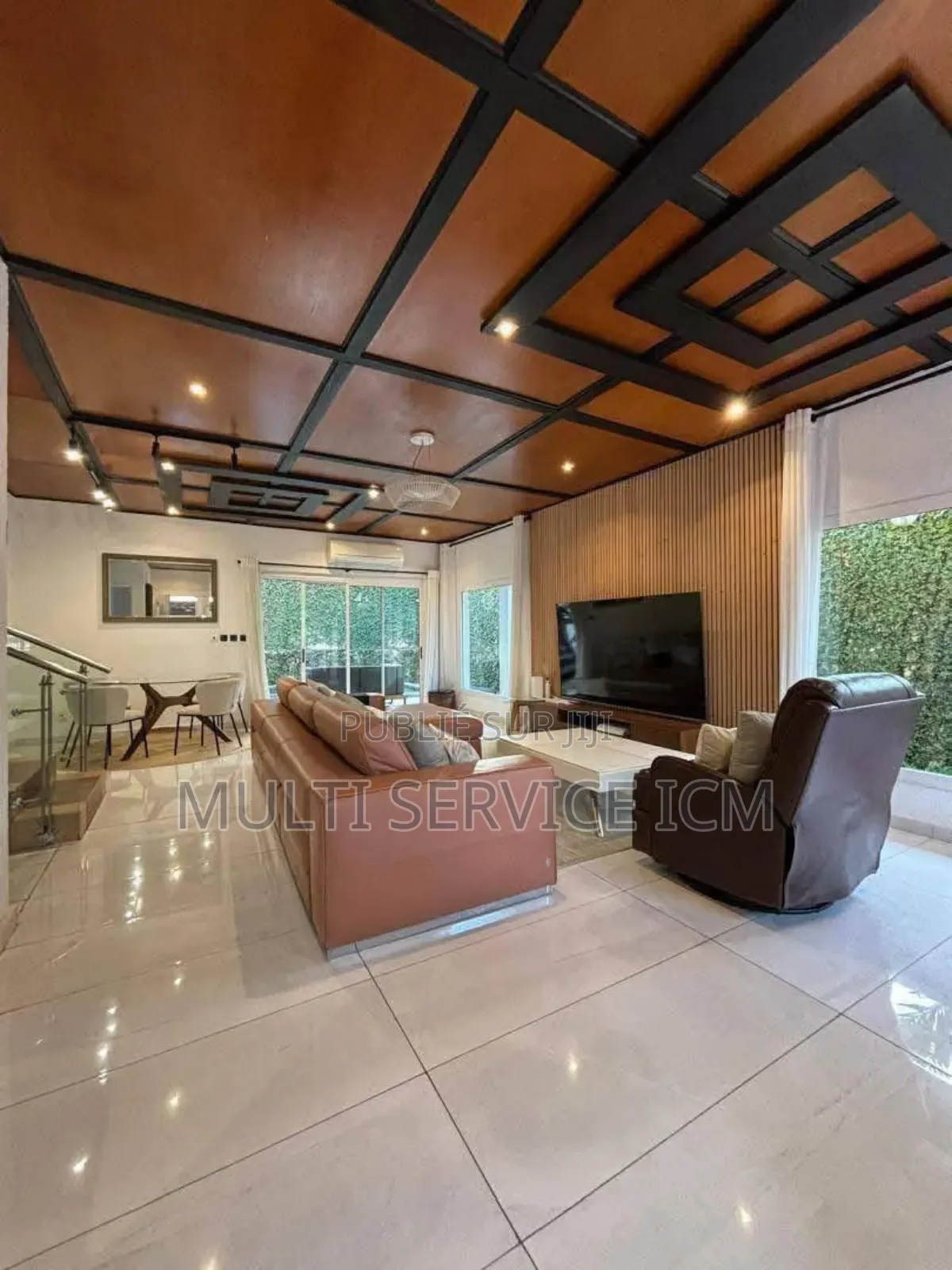 Furnished 8chbre Duplex dans Ismaël Coulibaly, Cocody à Vendre