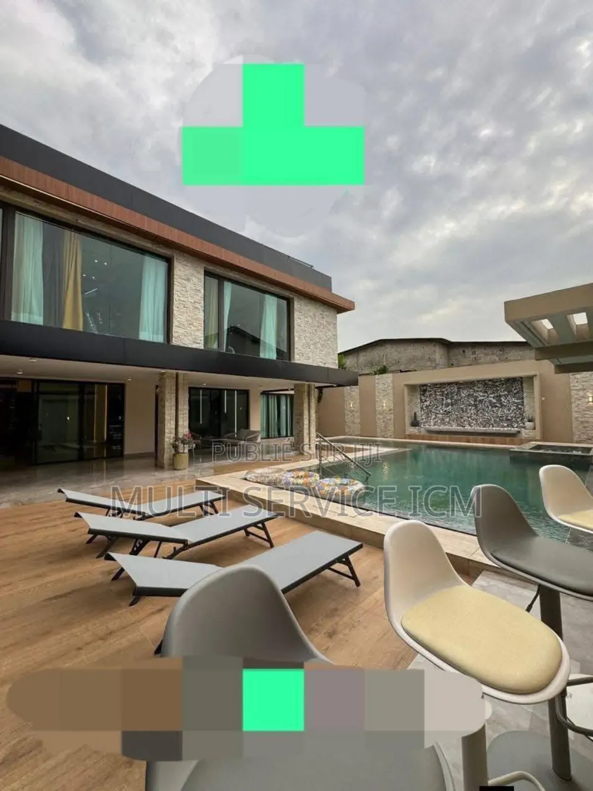 Furnished 8chbre Duplex dans Ismaël Coulibaly, Cocody à Vendre