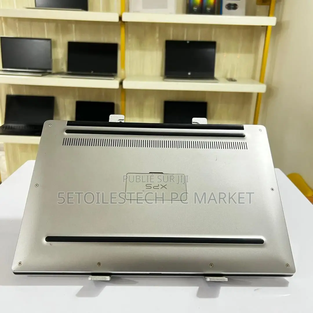 New Dell Studio XPS 13 (1340) 8GB Intel Core I7 SSD 512GB