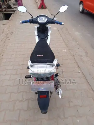 New Autre 2023 Blanc