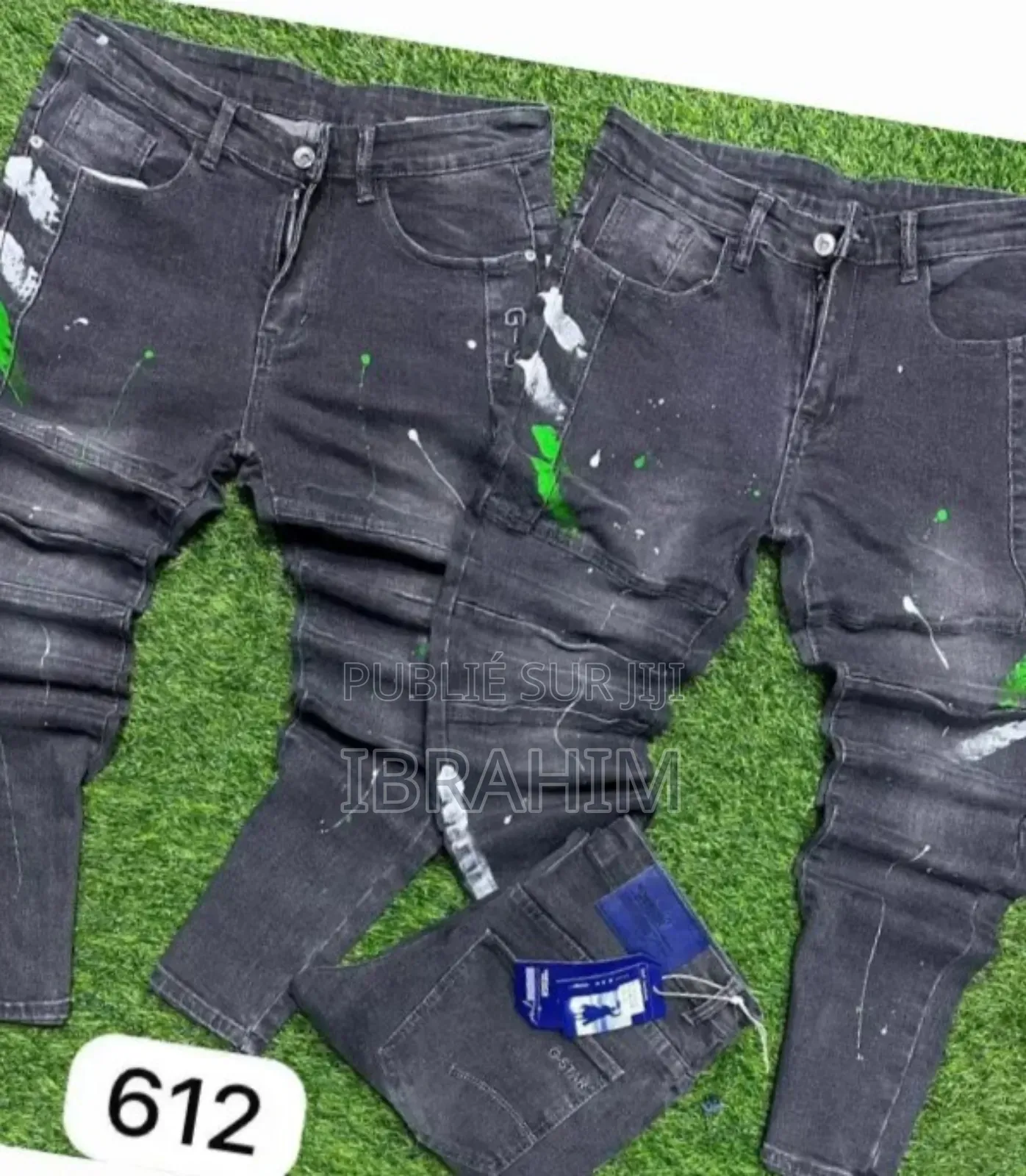 Vente De Vêtements Prêt-à-porté Et Divers