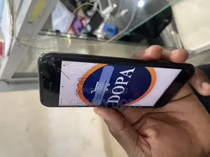 Apple iPhone 7 32 GB Black