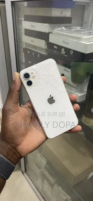 Apple iPhone 11 64 GB Blanc