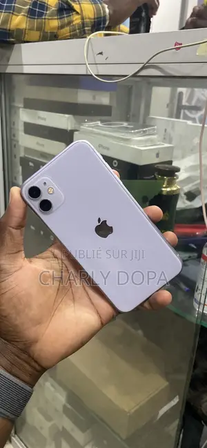 Apple iPhone 11 64 GB Violet