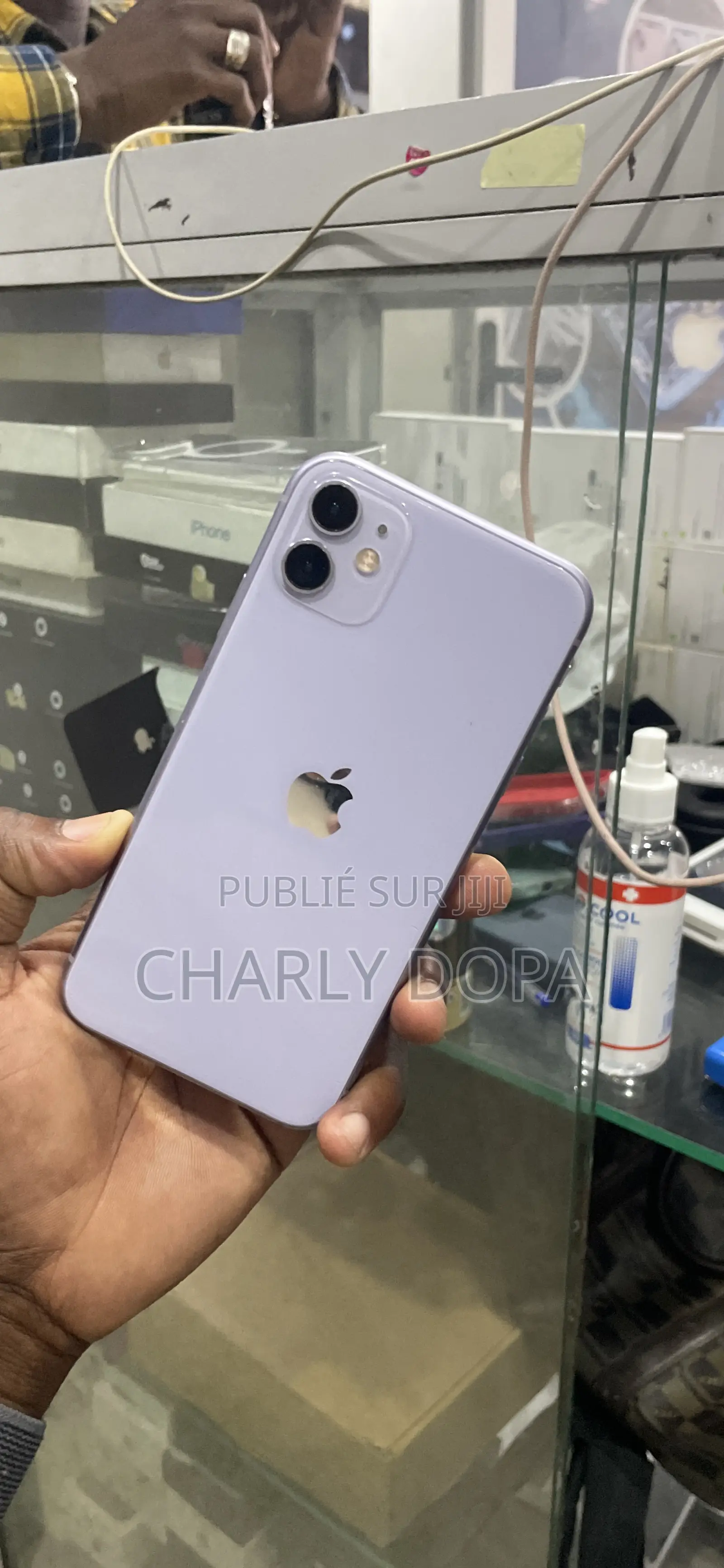 Apple iPhone 11 64 GB Violet