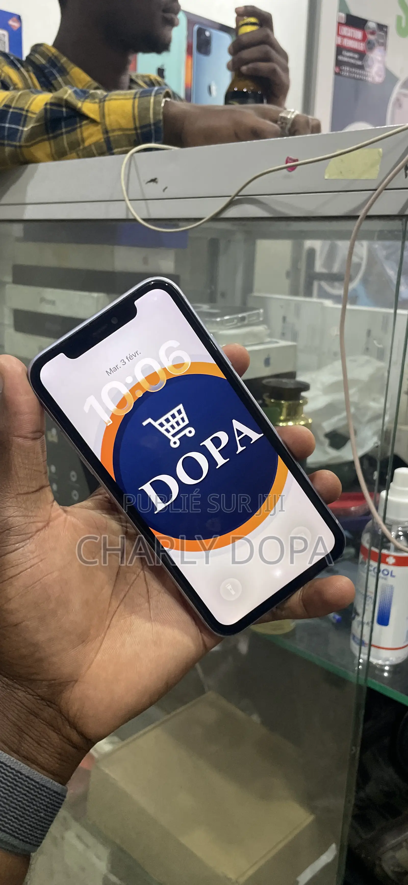 Apple iPhone 11 64 GB Violet