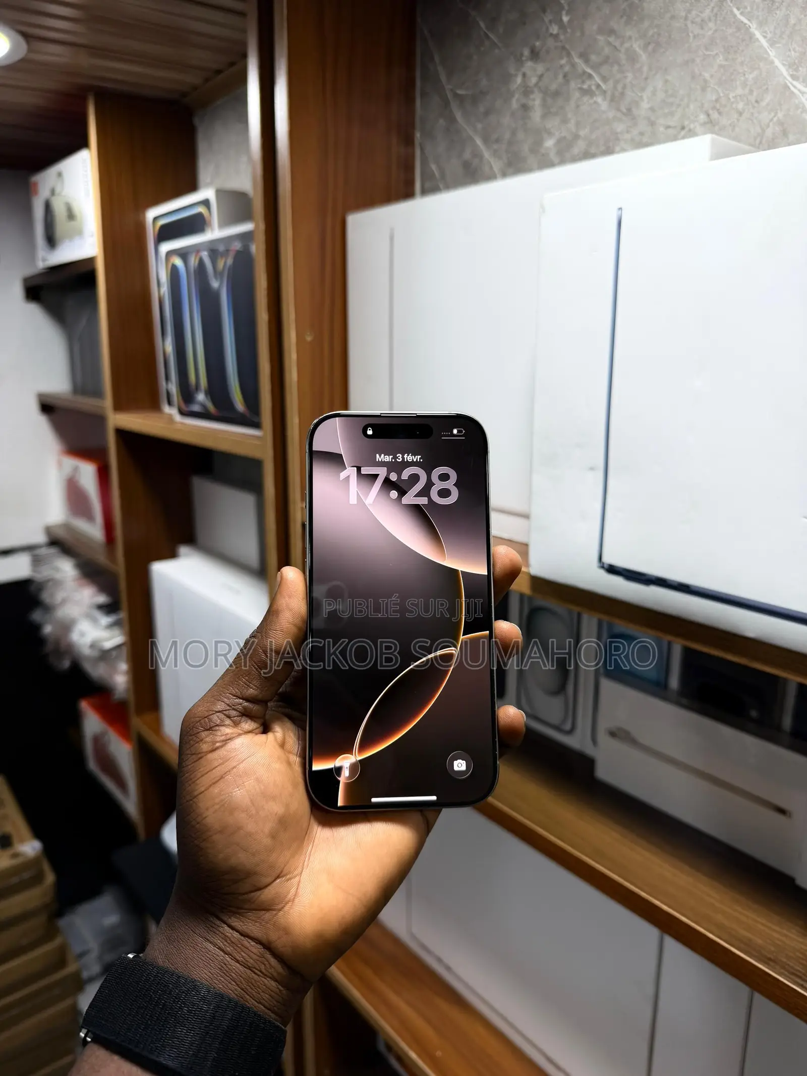 New Apple iPhone 16 Pro 128 GB Argenté