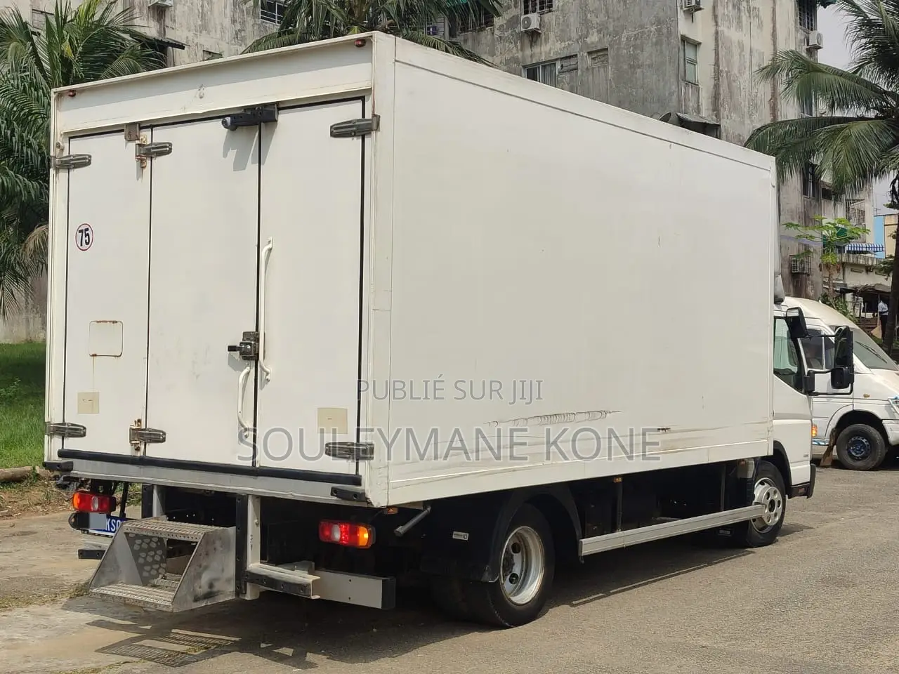 Mitsubishi Canter 2020 Blanc