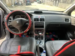 Peugeot 307 CC 2.0 Automatic 2003 Gris