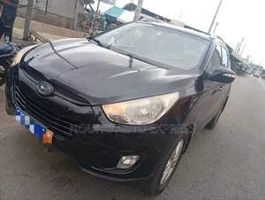 Hyundai Tucson 2013 Black